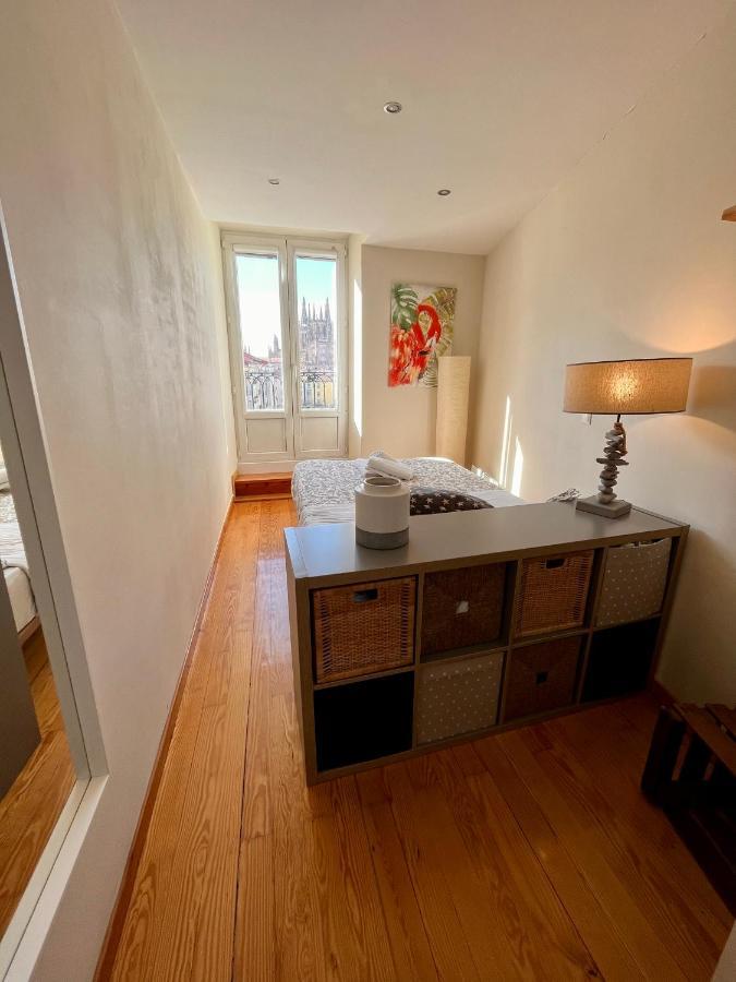 Atuaire Home Preciosa Vivienda Vistas A La Catedral Parking Incluido Burgo Exterior foto